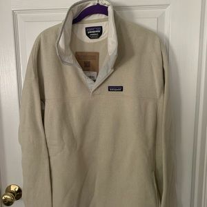 Patagonia sweater
